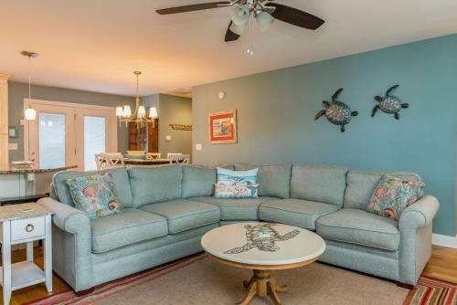 The Gypsy Rose By Oak Island Accommodations