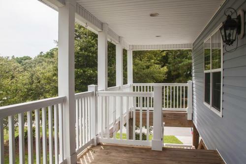 The Gypsy Rose By Oak Island Accommodations