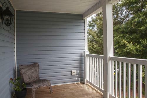 The Gypsy Rose By Oak Island Accommodations