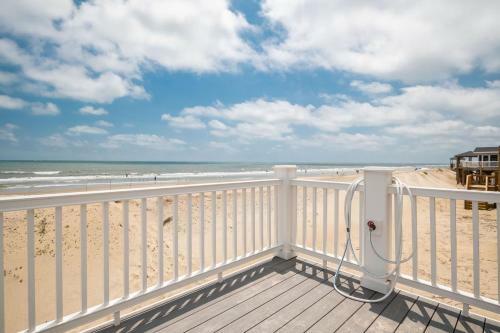 Dunes By Oak Island Accommodations