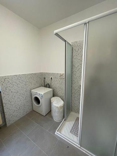 Two Bedroom Apartment In Gravedona - Larihome