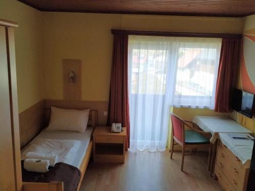 Hostal Pension Tilly
