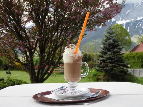 Hostal Pension Tilly