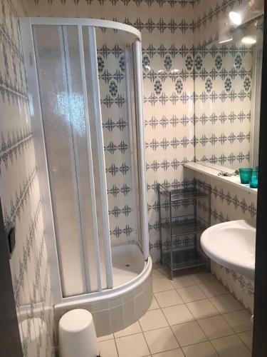 Hostal G�stehaus H�rb