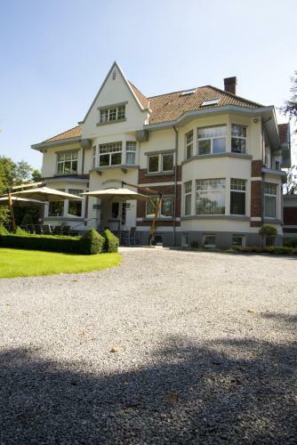 B&B Bloemenweelde
