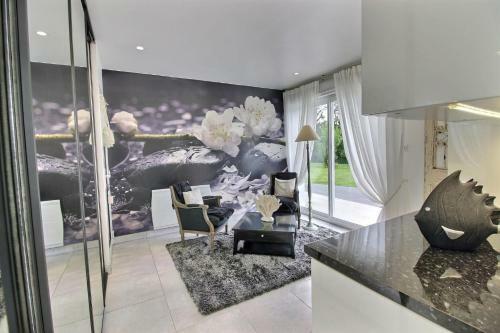 Villa Avec Piscine Int�rieure � 20min de Deauville