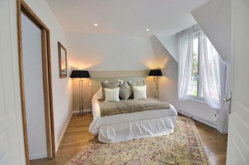 Villa Avec Piscine Int�rieure � 20min de Deauville