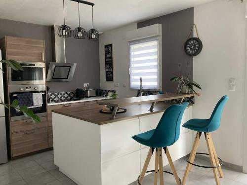 Maison Neuve � 10 Min � Pied Du Centre Ville