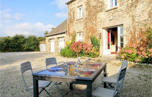 Nice Home In Portbail-sur-mer With 4 Bedrooms