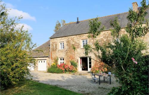 Nice Home In Portbail-sur-mer With 4 Bedrooms