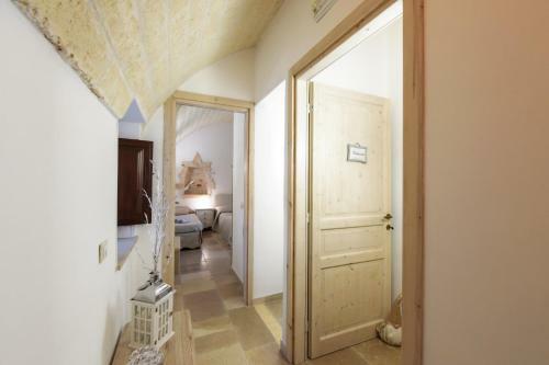 Villa Trulli Con Piscina Idromassaggio,riscaldata E Campo Da Calcetto