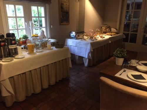 Hotel Adelaar