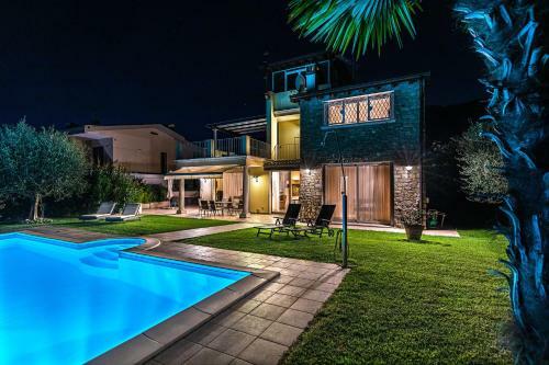 Villa Perla Con Piscina By Wonderful Italy