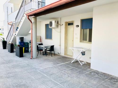 Rokamel Apartments