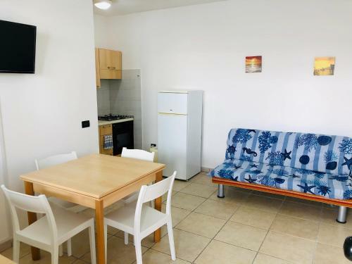 Rokamel Apartments