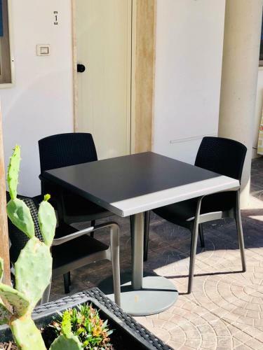 Rokamel Apartments