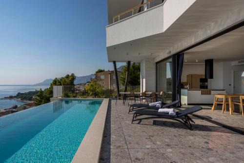 Villa Monachus 1