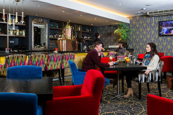 Fountains Hotel