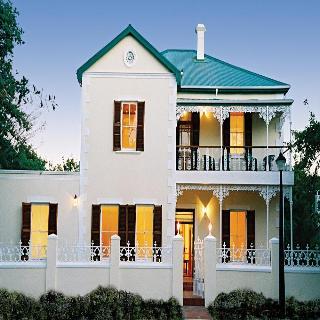 Hotel Evergreen Manor & Spa