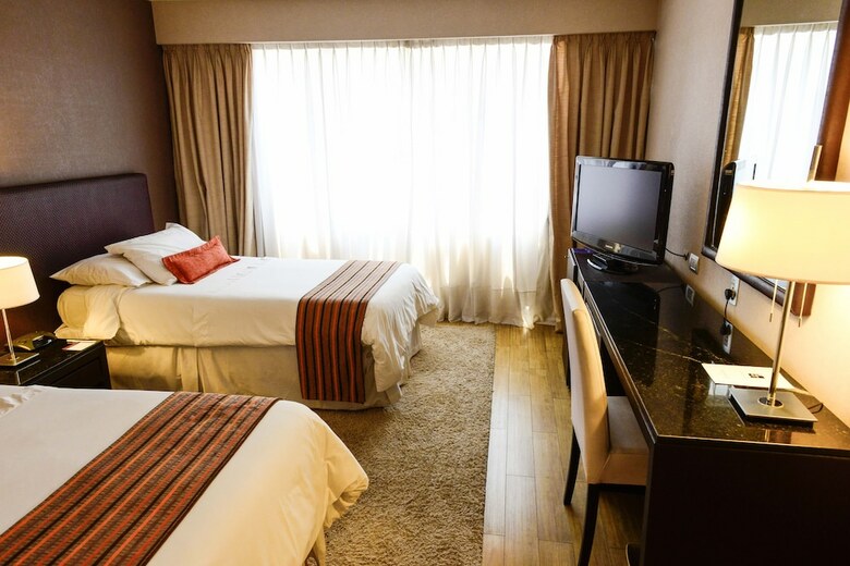 Hotel Amerian Cordoba Park