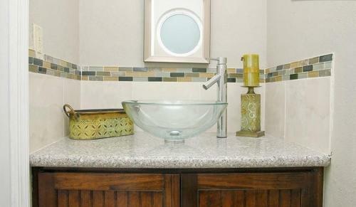 Two-bedroom Townhouse Near Coral Harbour Beach