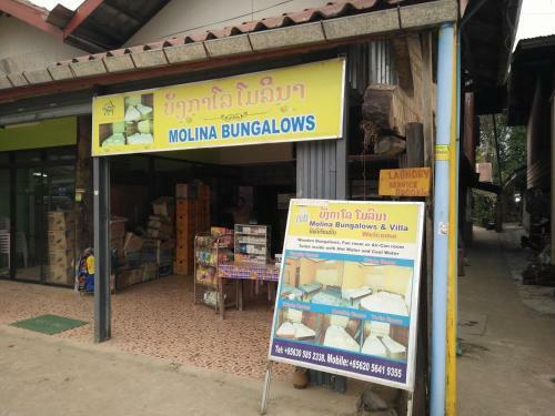 Hostal Molina Bungalows
