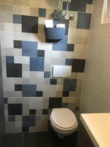 Hostal Orro Rooms