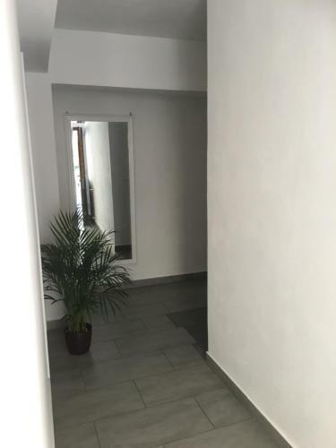 Hostal Orro Rooms