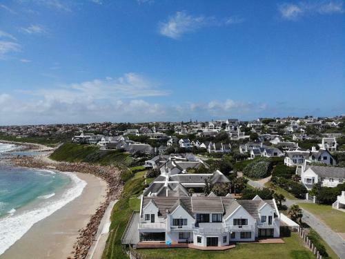 Apartamento 15 Sleeper Holiday House In St Francis Bay