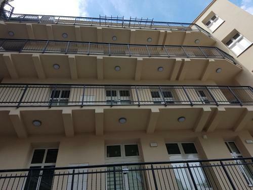 Yellow Apartment Old Town Air Condition P4you Pl