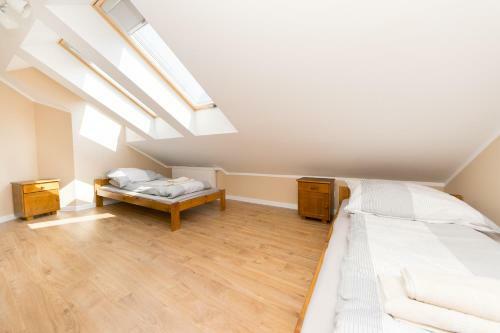 Yellow Apartment Old Town Air Condition P4you Pl