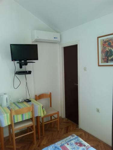Hostal Guesthouse Lidija