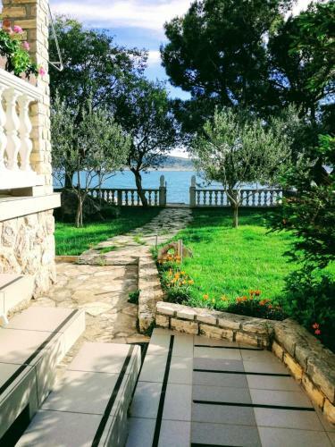 Apartamentos Villa Marijana-direktno Na Moru