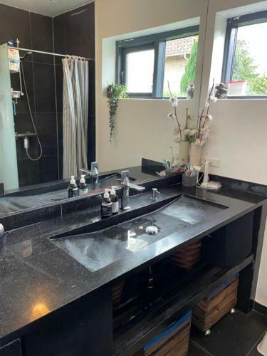 Apartamento Studio T�t P� Strand, Parkering Og City
