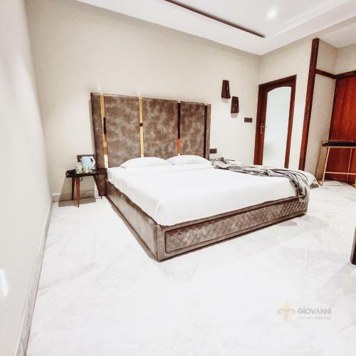 Hostal Giovanni House