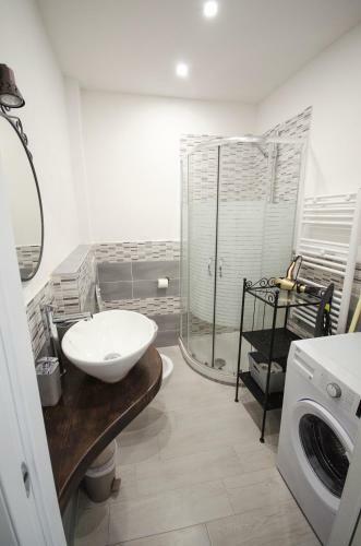 Apartamento Bibiena Lodge, Appartamento Moderno In Centro