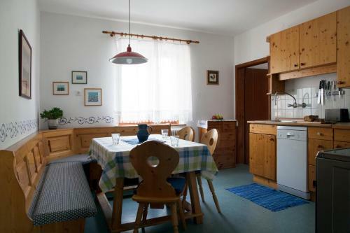 Hostal Weingut Tauss