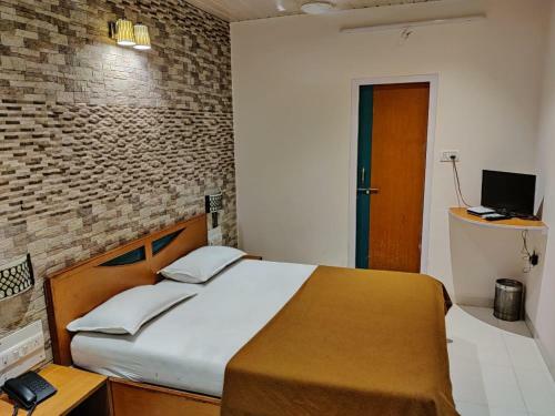 Hotel Rajdhani Resort Lonavala