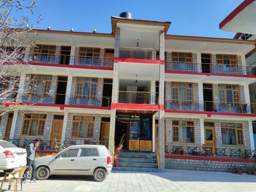 Hotel Elena Aastha Regency