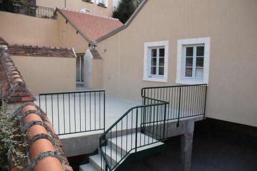 G�te Fassardy