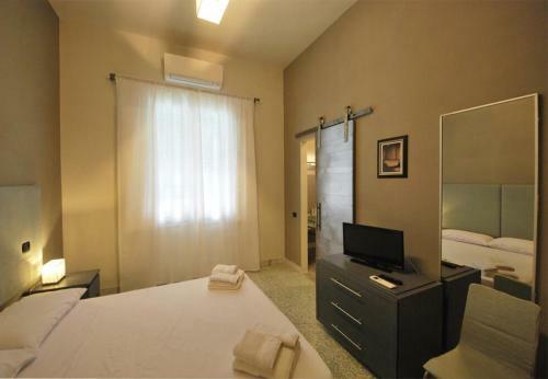 Hostal Industrial