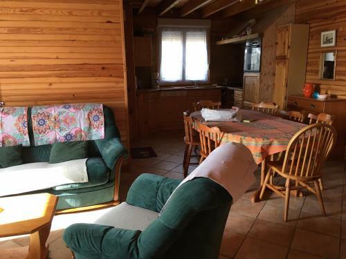 77 Rue De La Bresse