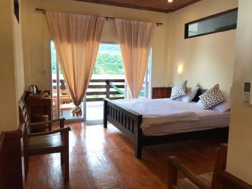 Hostal Riverview Bungalows