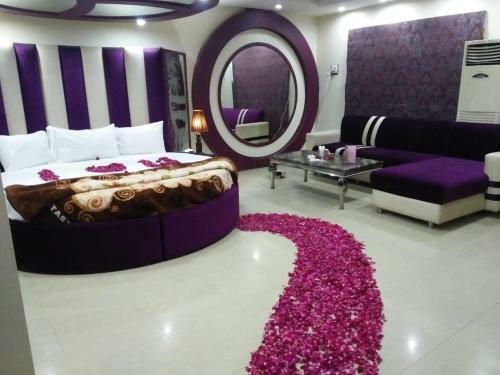 Fair Mont Hotel