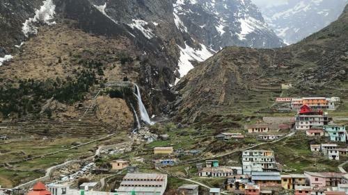 Prithvi Yatra Badrinath River Hotel