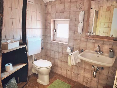 Blaufr�nkisch, Bed & Breakfast Am Weingut Sch�tzenhof