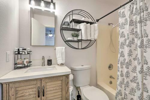 Renovated Munds Park Cottage With Grill And Fire Pit!