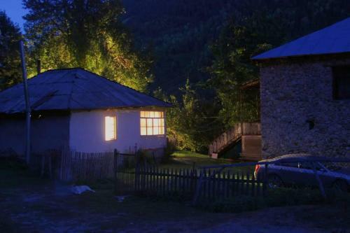 Hostal Koba Tsipiani's Retreat In Nature