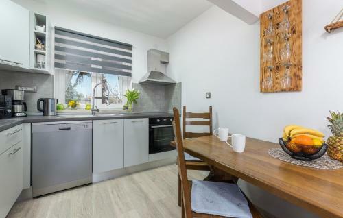 Apartman Sabina, Pore?