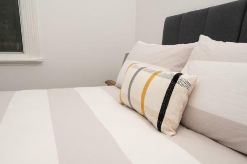 Autumn Villa, Close To Town, Cosy, Neat & Practical